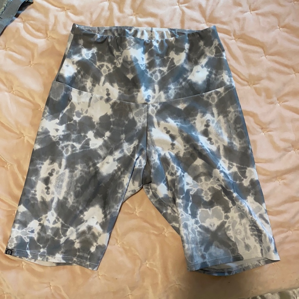 Onzie biker shorts